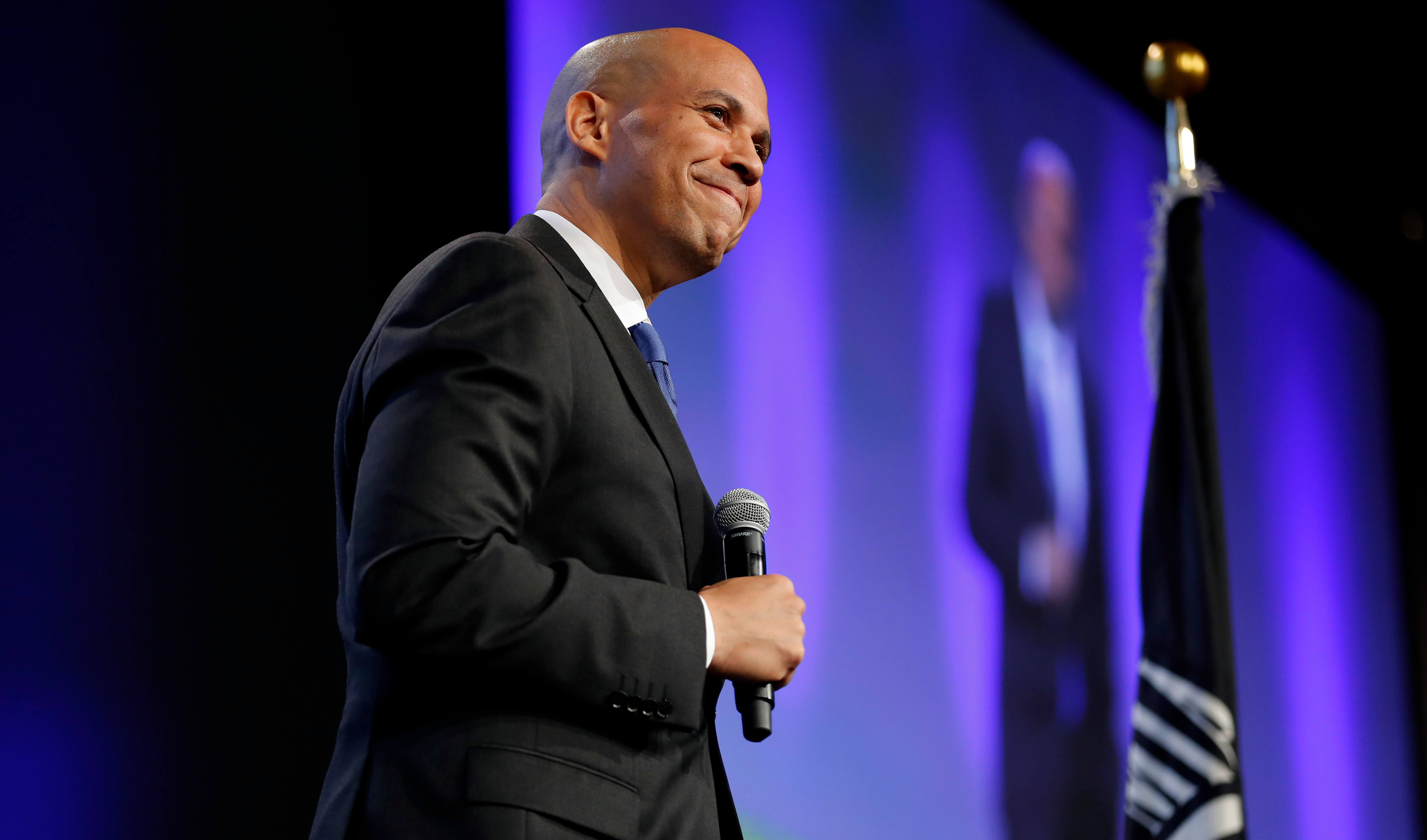 Election 2020 Democrats Booker, Des Moines, USA - 06 Oct 2018