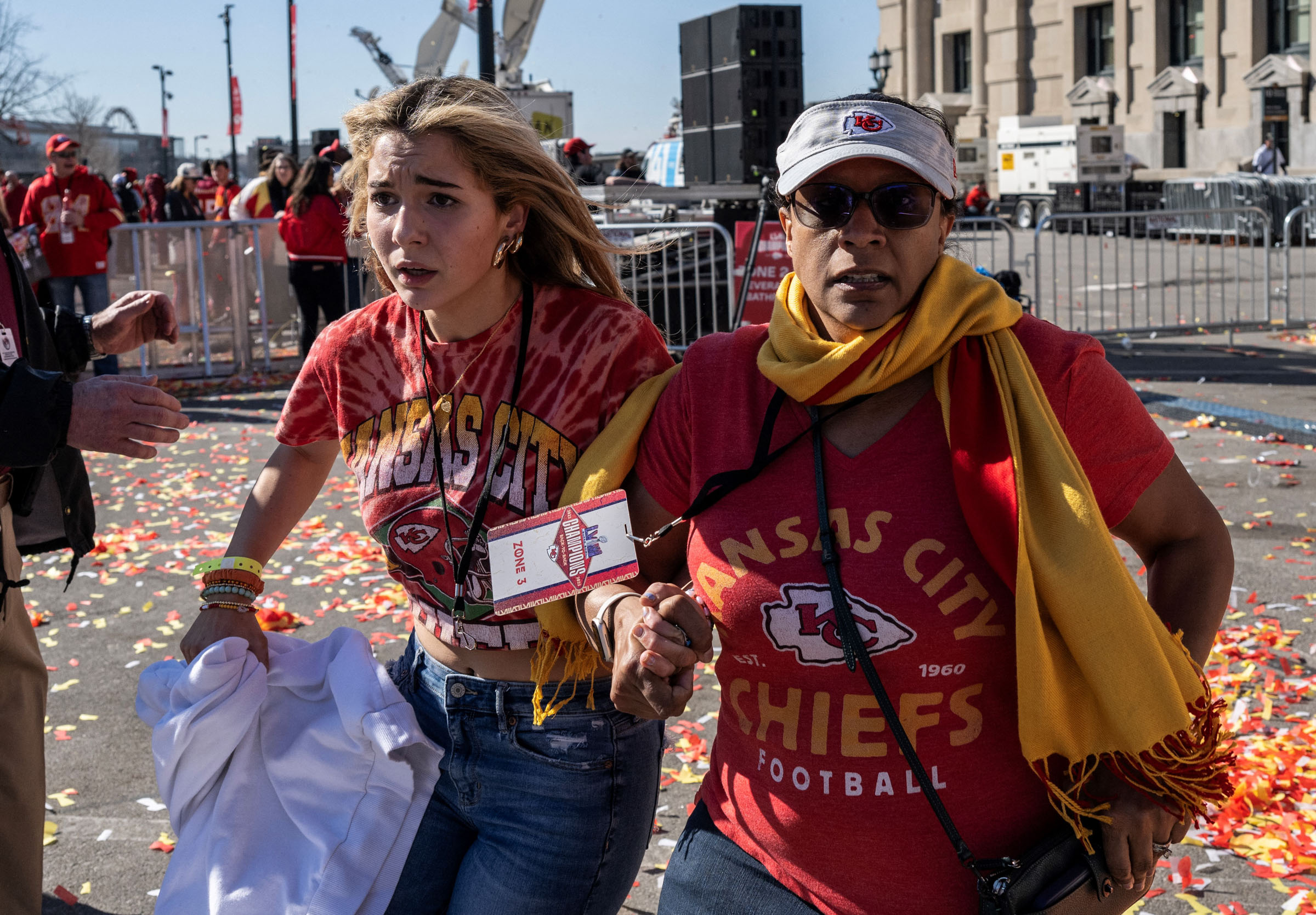 TOPSHOT-AMFOOT-SUPERBOWL-CHIEFS-SHOOTING