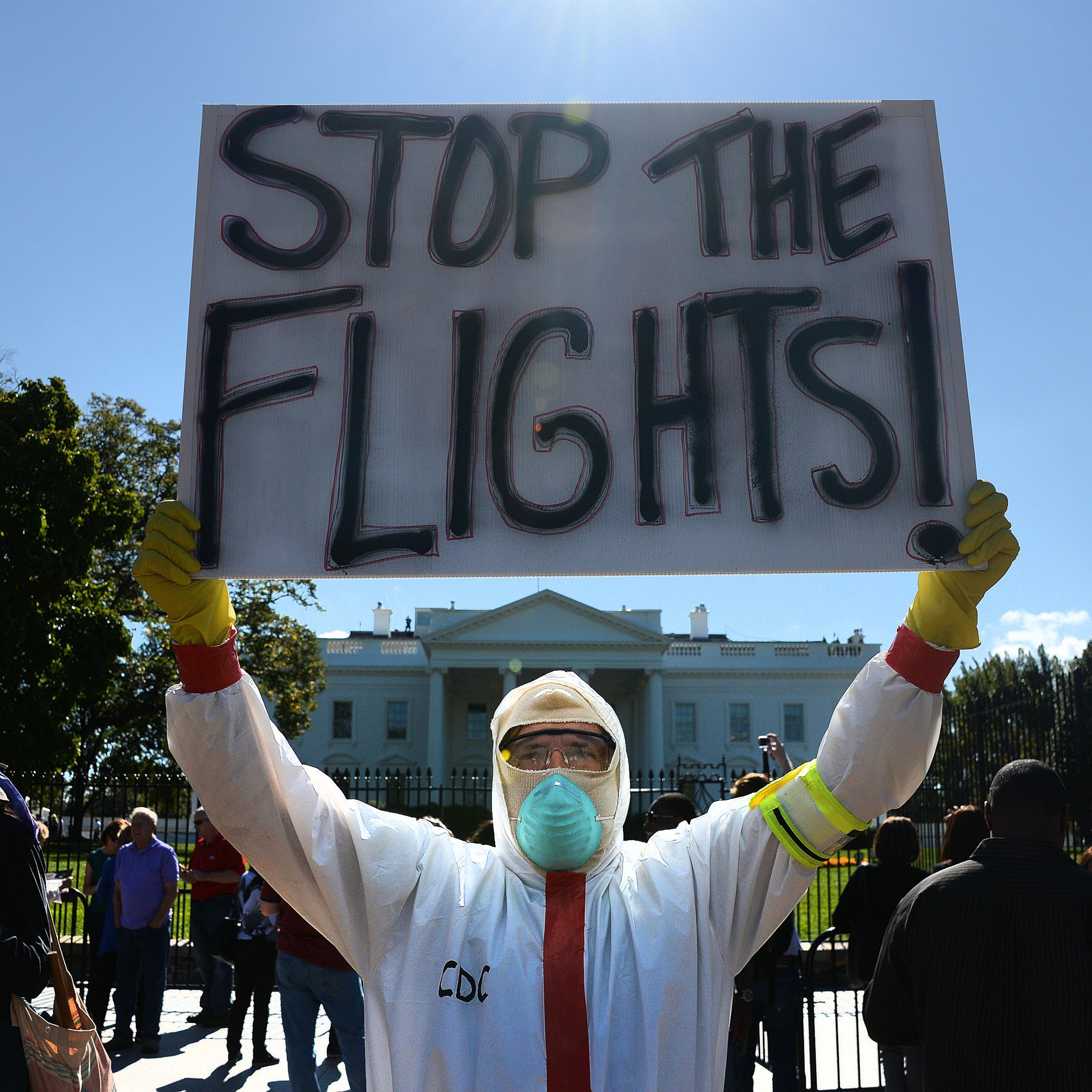 Airlines and the CDC Oppose Ebola Flight Bans