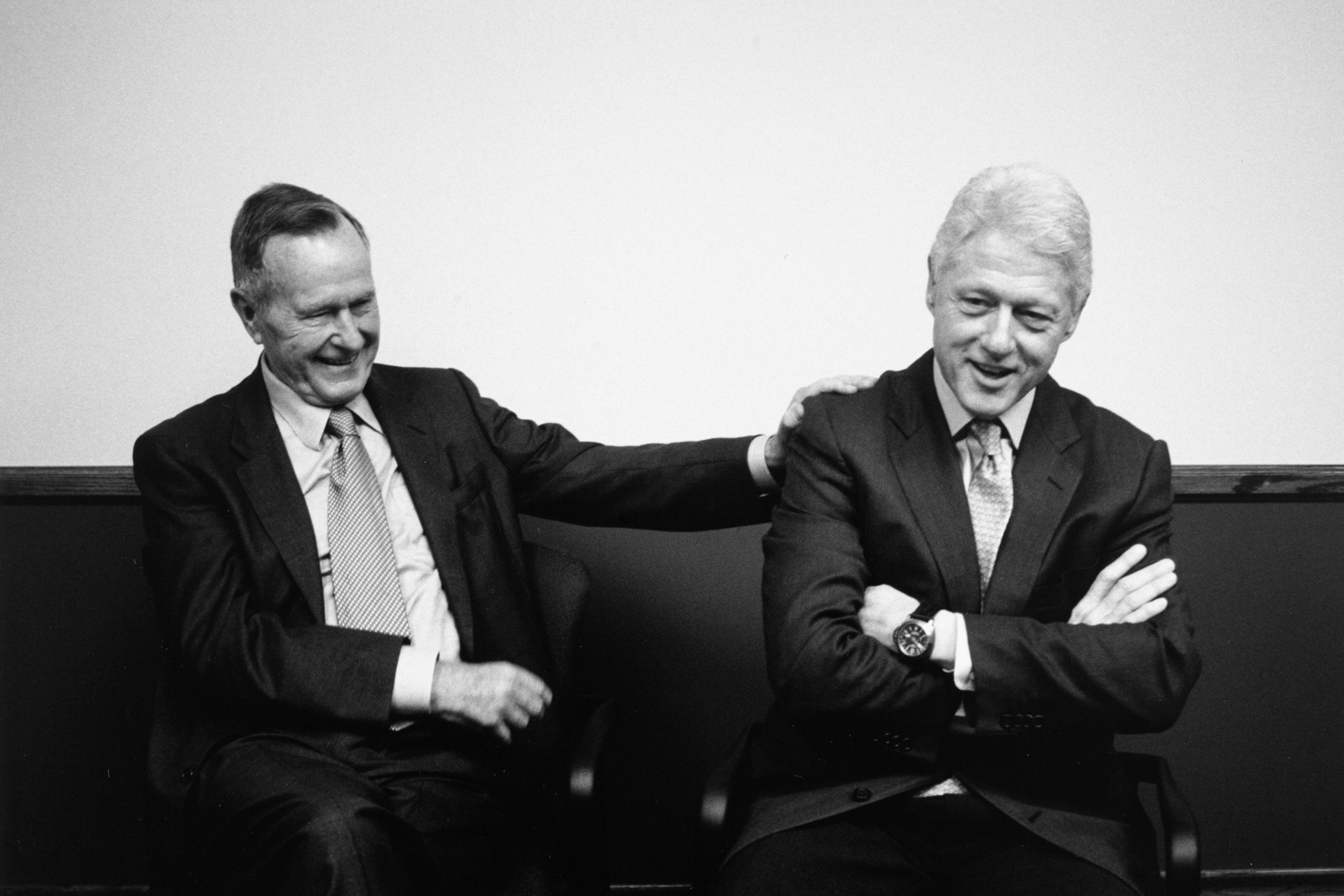George H.W. Bush and Bill Clinton Friendship Captured in Photo George H.W. Bush and Bill Clinton Friendship Captured in Photo