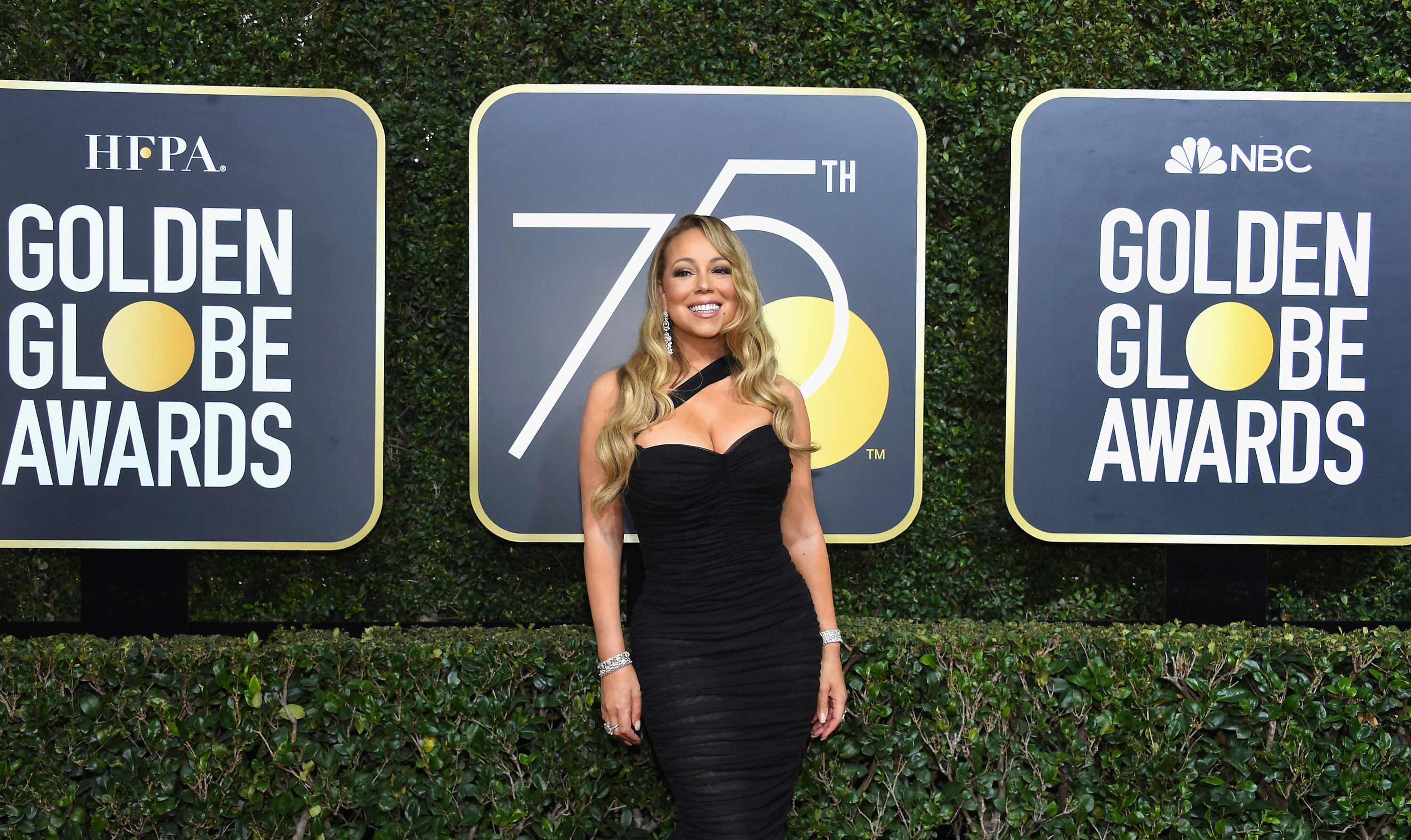 Golden Globes 2018: Mariah Carey Just Wants Some Tea