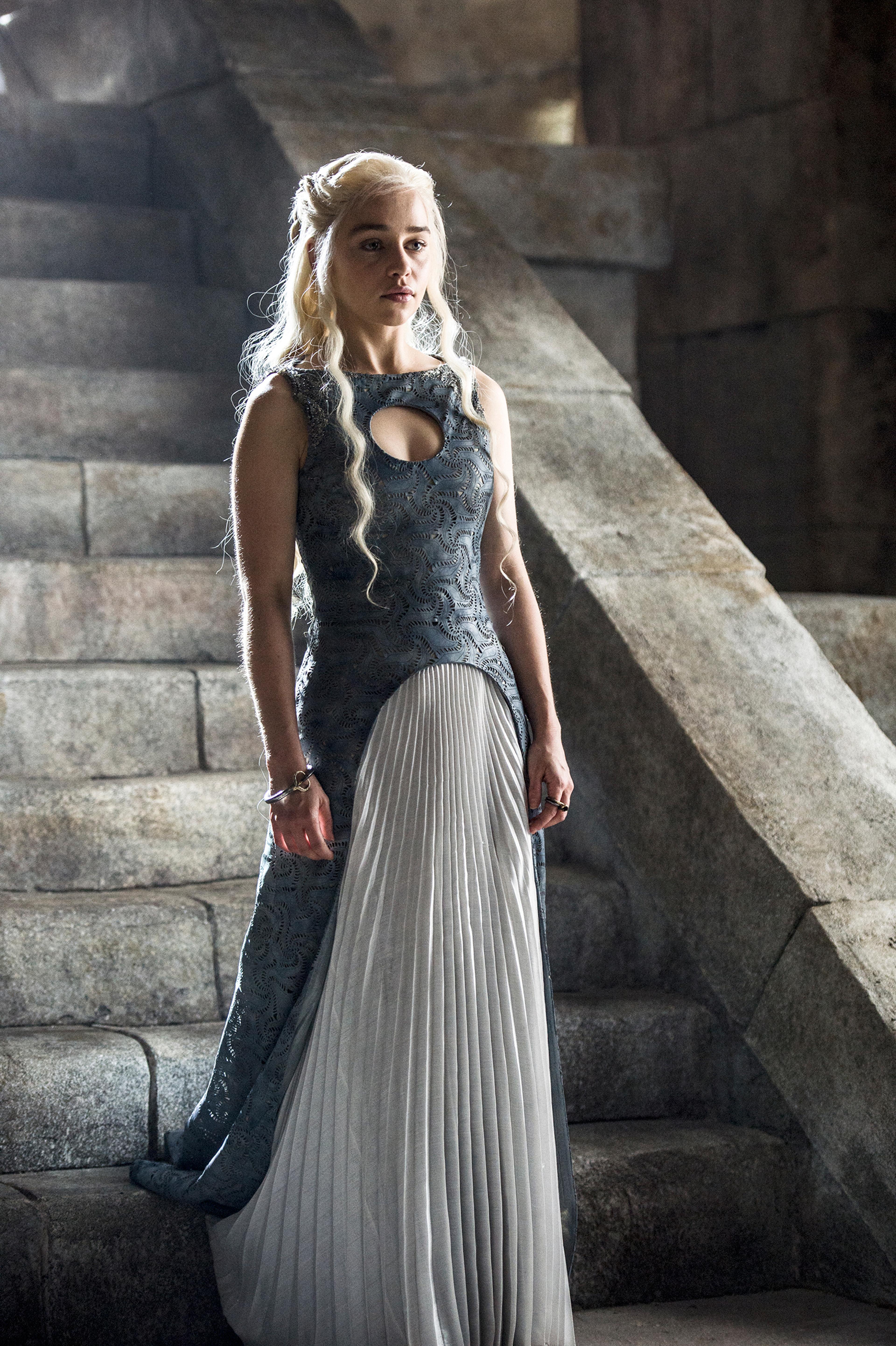 Game of Thrones: Daenerys Targaryen Costume Evolution Photos Game of Thrones: Daenerys Targaryen Costume Evolution Photos