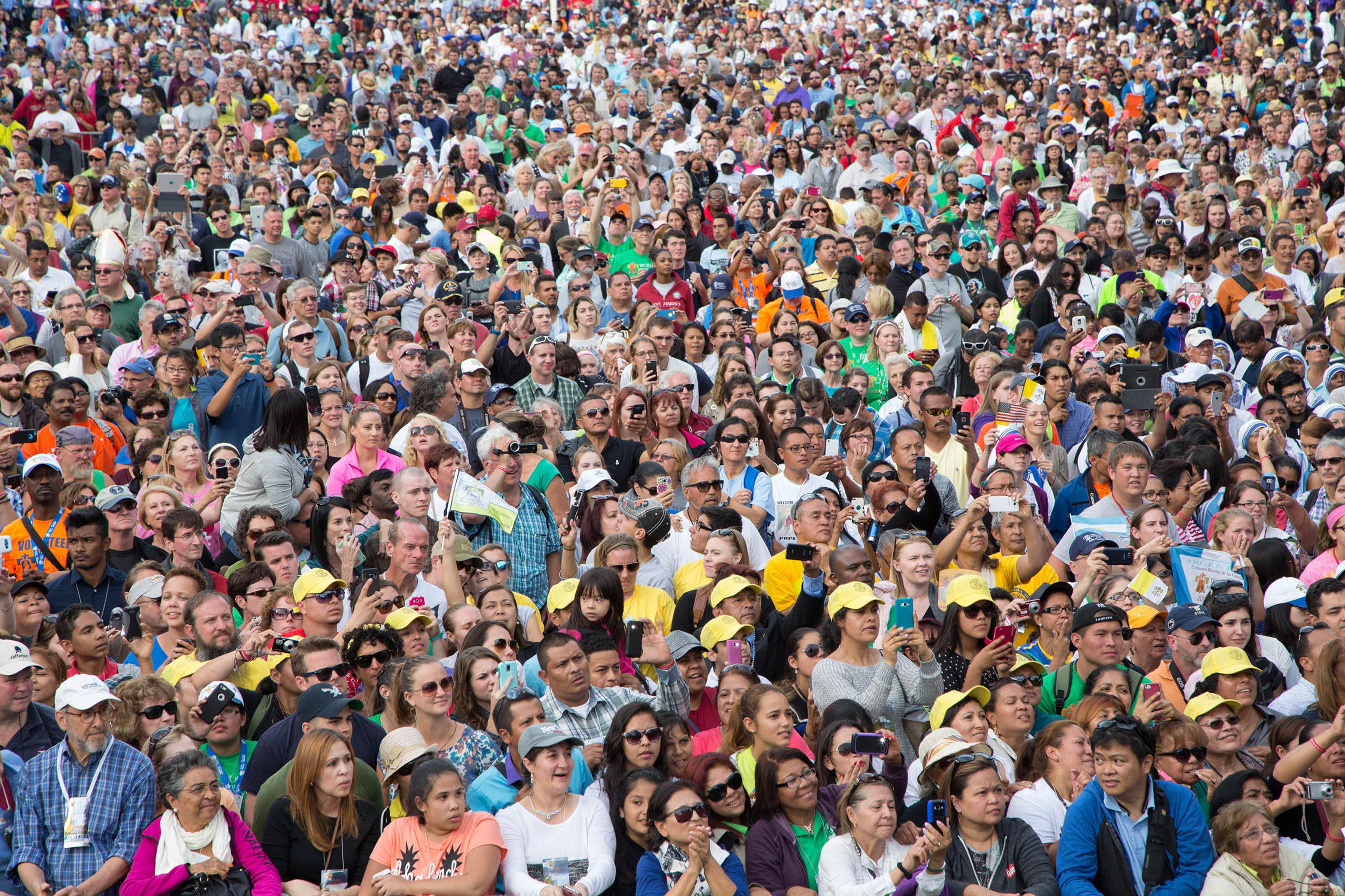 A crowd listens as Pope Francis speaks in front of Independence Hall in Philadelphia, PA. Sept, 26, 2015.