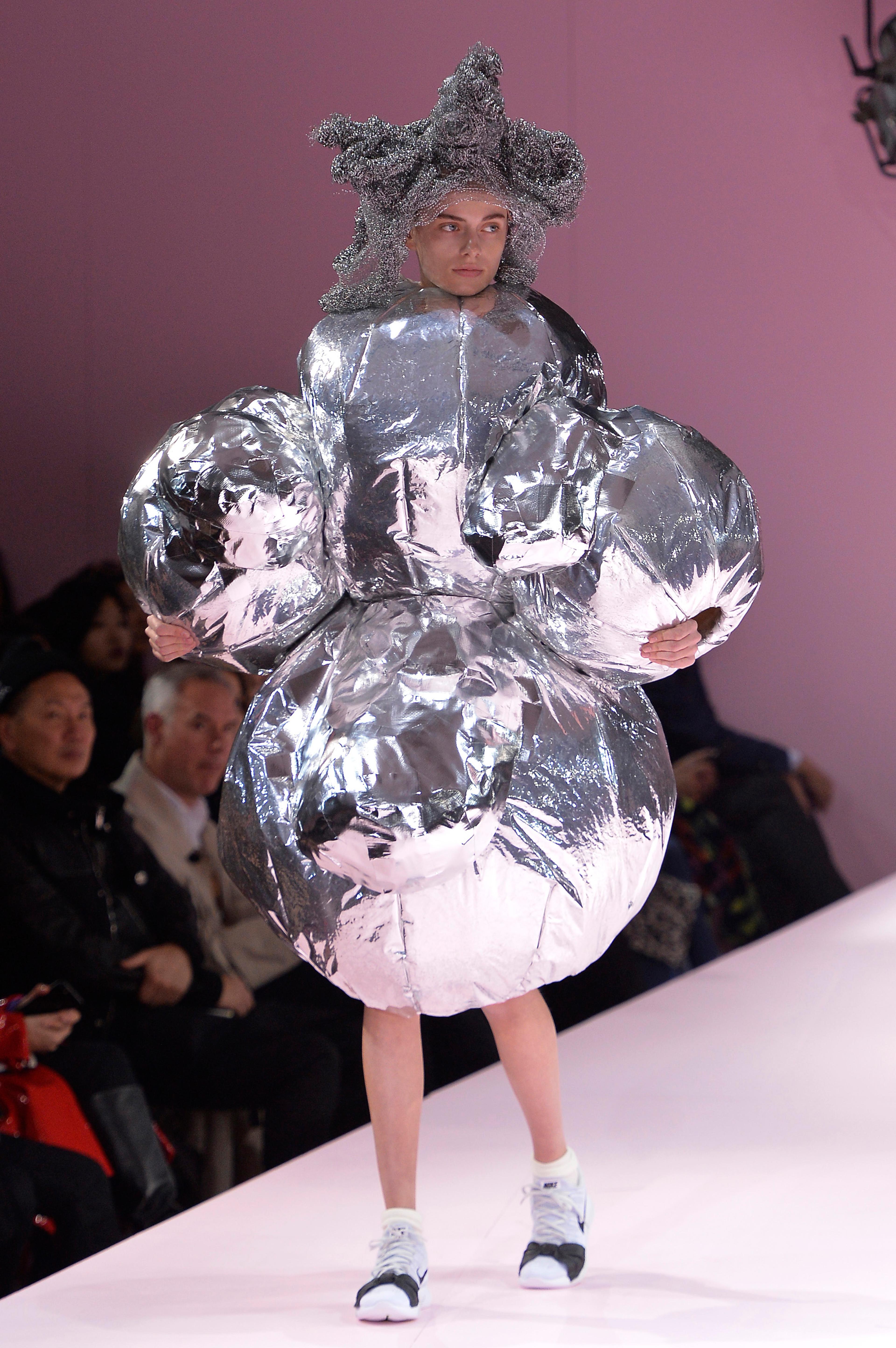 Met Gala 2017 Designer Rei Kawakubo Bio Met Gala 2017 Designer Rei Kawakubo Bio