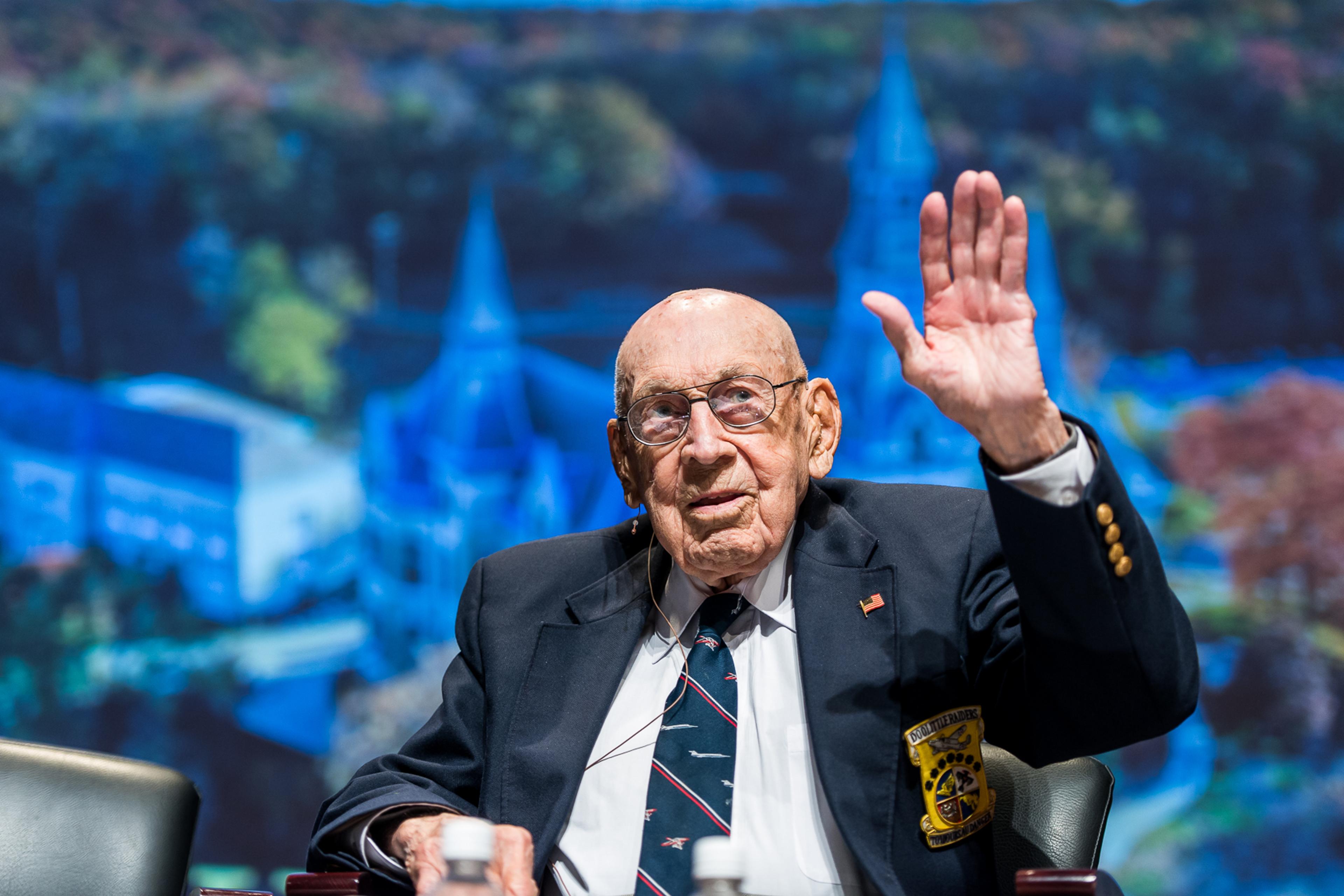 Dick Cole speaks at the National World War I Museum and Memorial in Kansas City, Mo., on Dec. 7, 2016