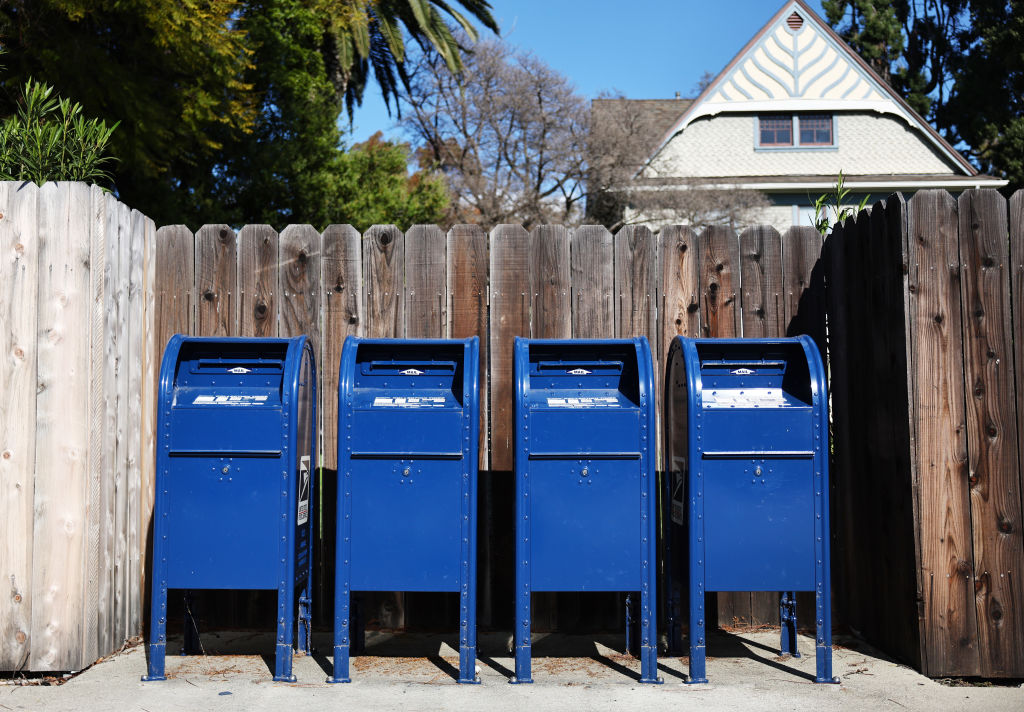 U.S. Postal Service Chooses UPS To Replace FedEx As Main Air Cargo Provider