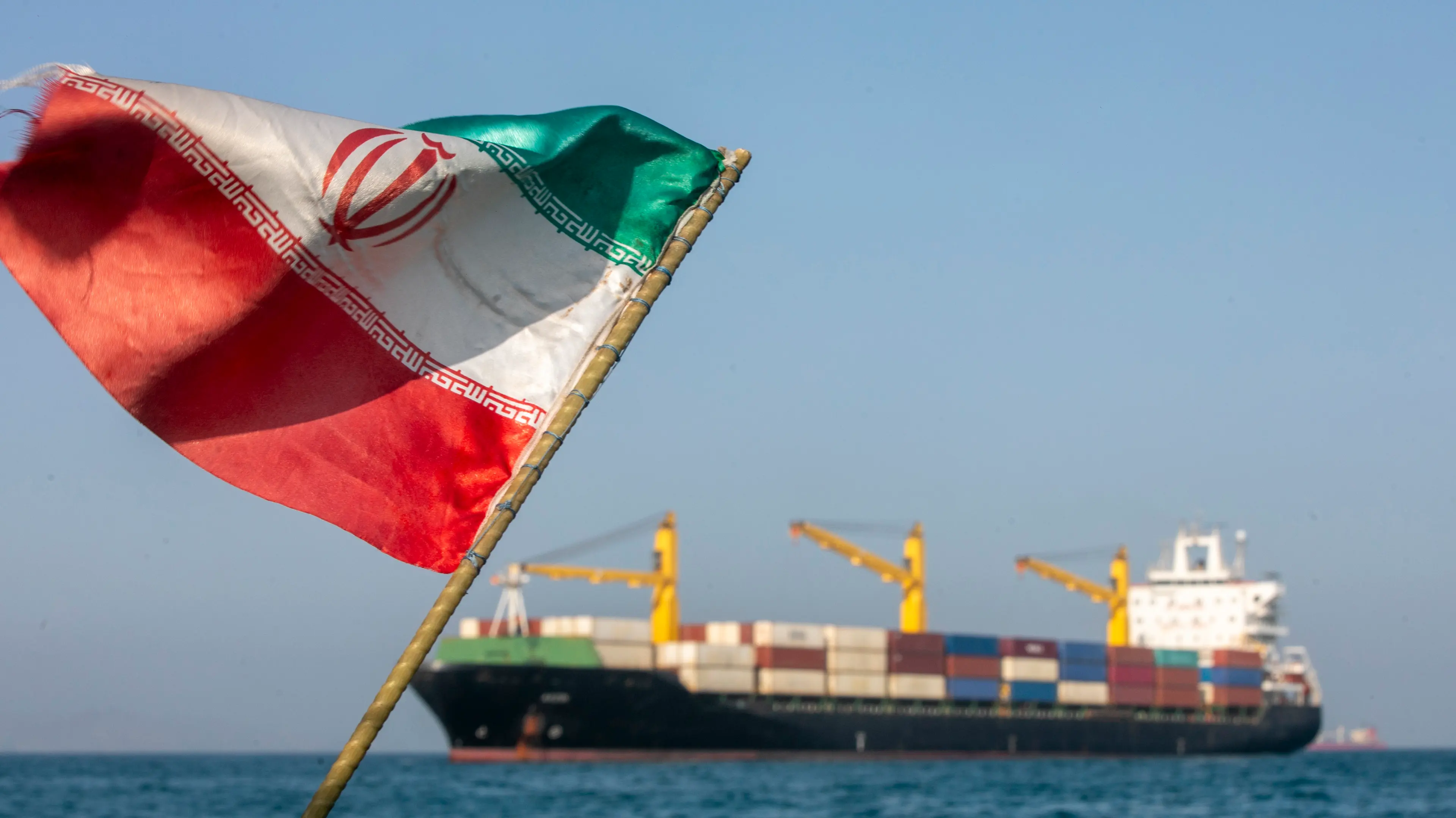 Global Oil Prices Rise as Fresh U.S. Strikes on Iran Cast Shadow Over Trump's Promised Peace Deal