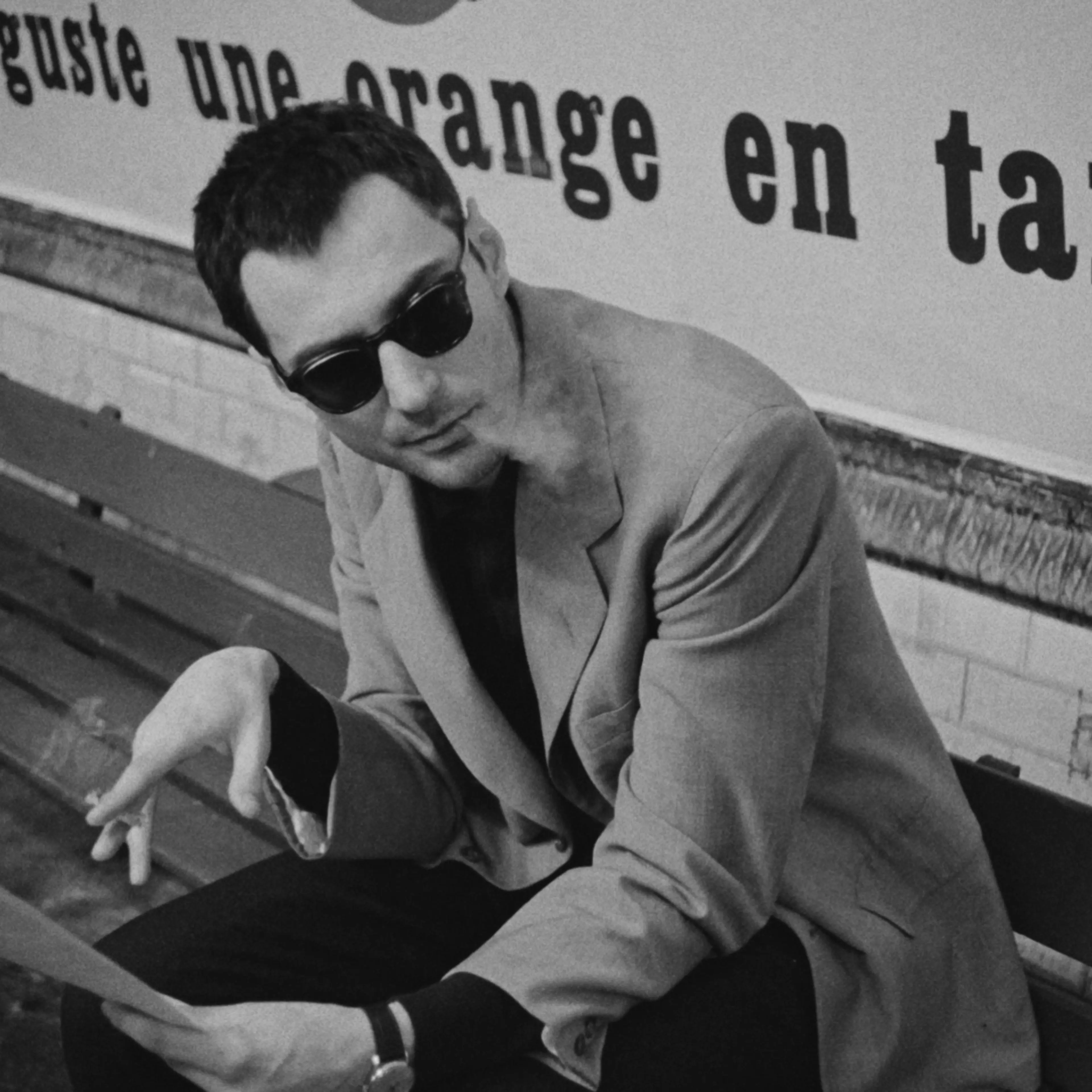 Guillaume Marbeck as Jean-Luc Godard in Nouvelle Vague.