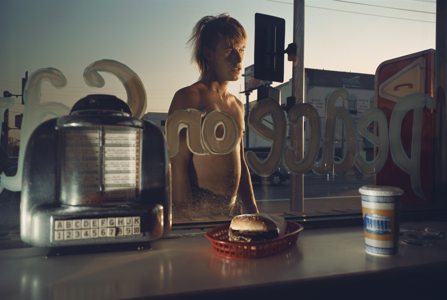 Philip-Lorca diCorcia's Groundbreaking Portraits of Hustlers