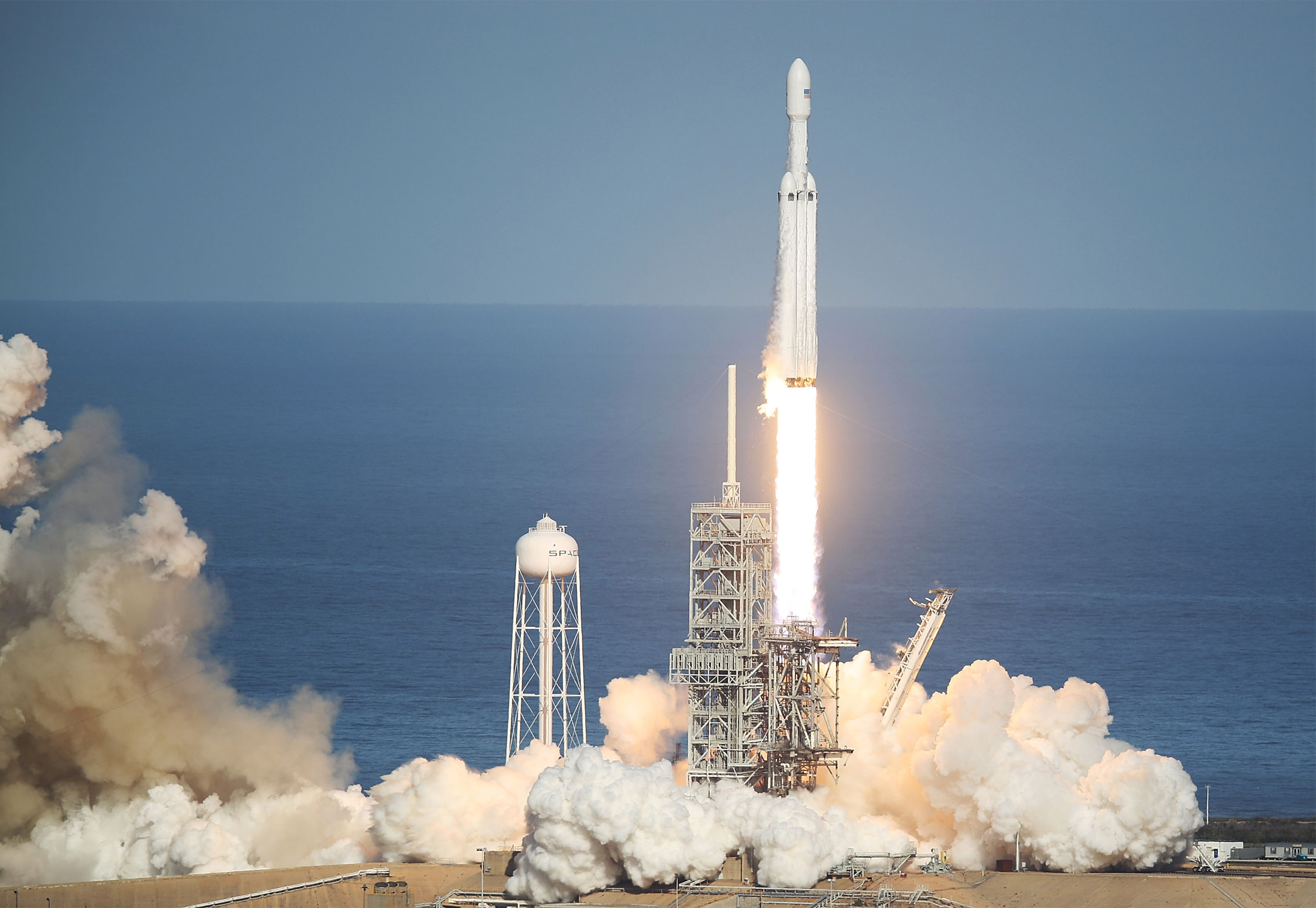 SpaceX To Launch First Heavy Lift Rocket In Demonstration Mission