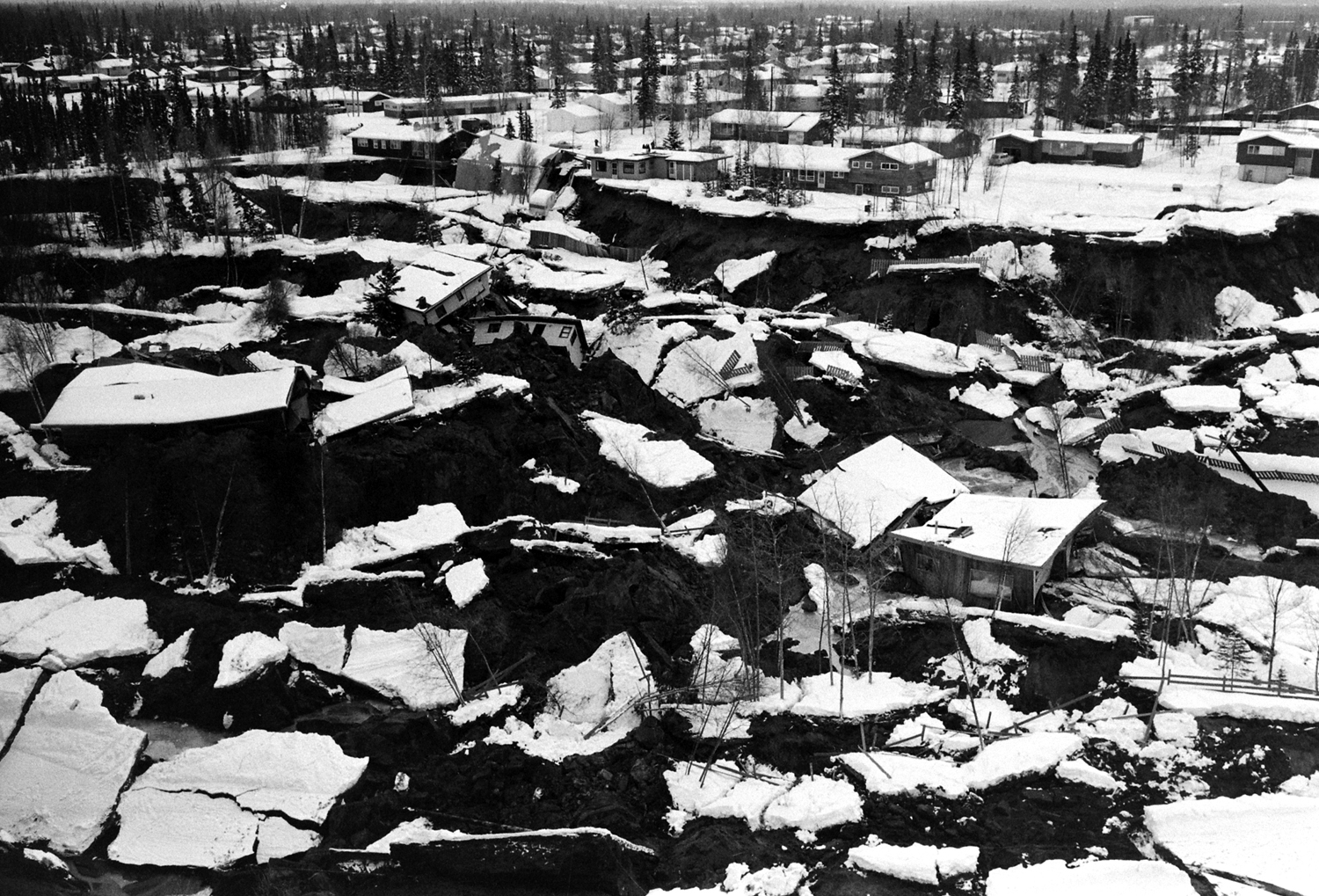 Great Alaska Earthquake of 1964: Rare Photos From an Epic Disaster