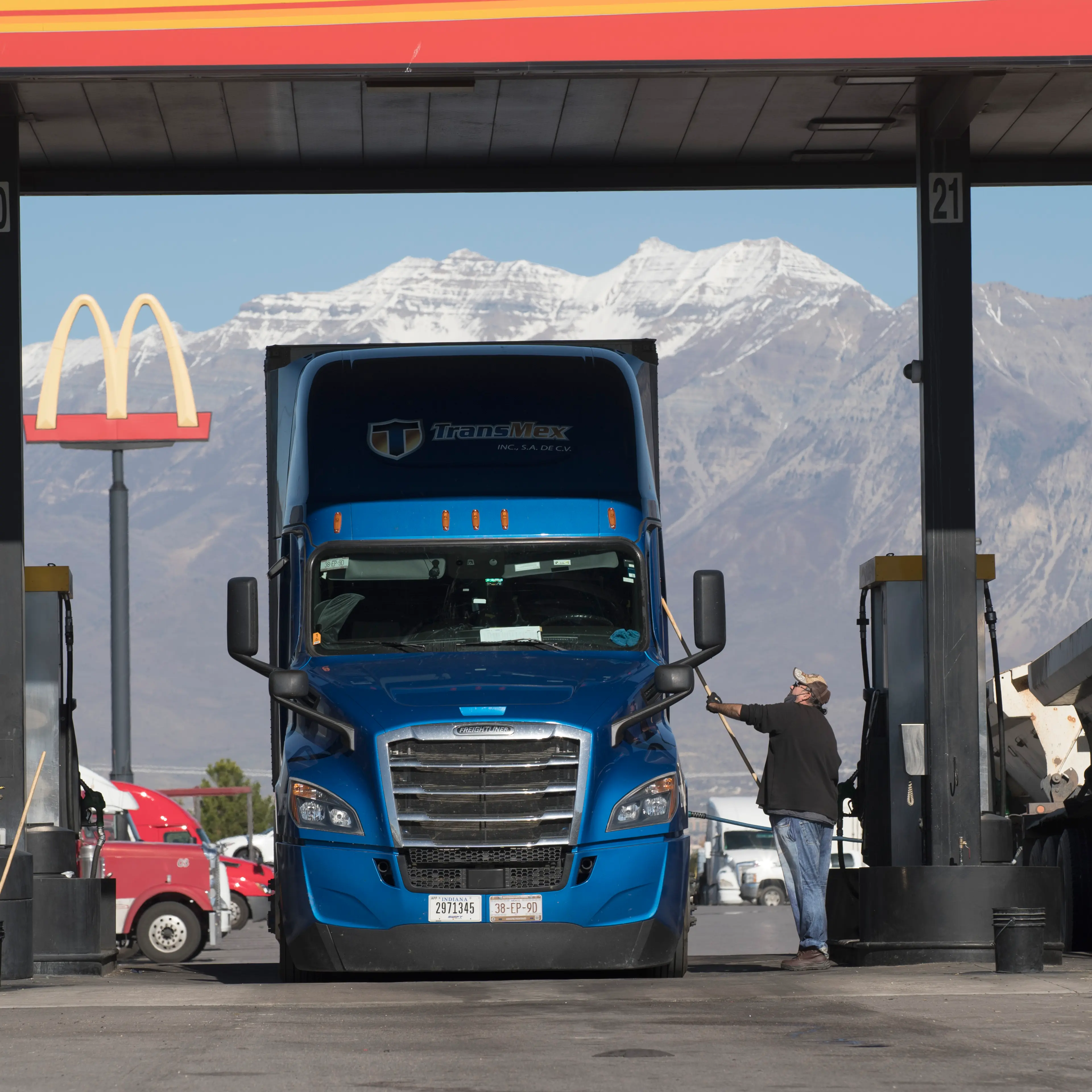 Truck Drivers Support the Supply Chain