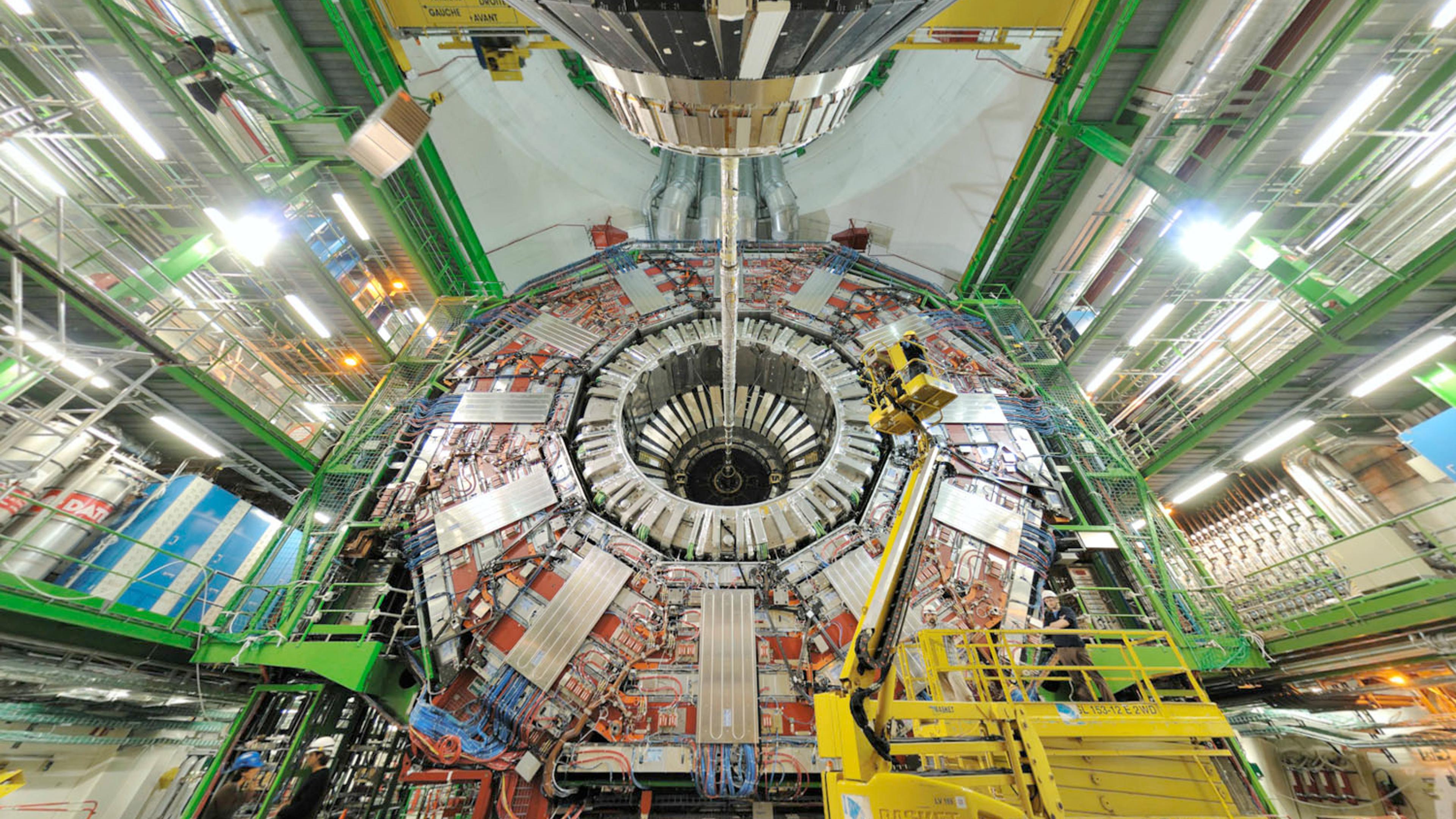 Interactive Panorama: Step Inside the Large Hadron Collider
