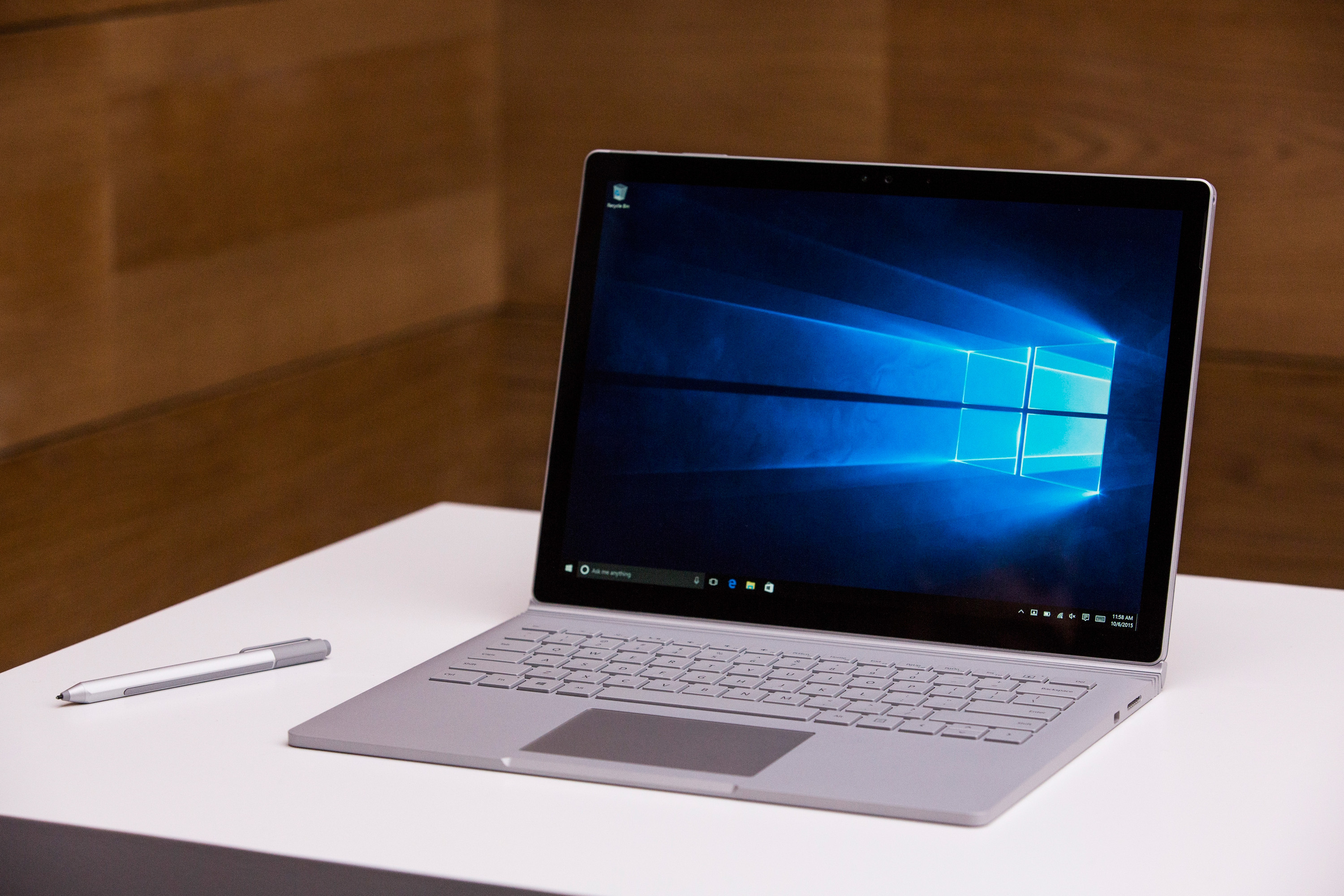 Microsoft Surface Book Laptop Hands-On Review