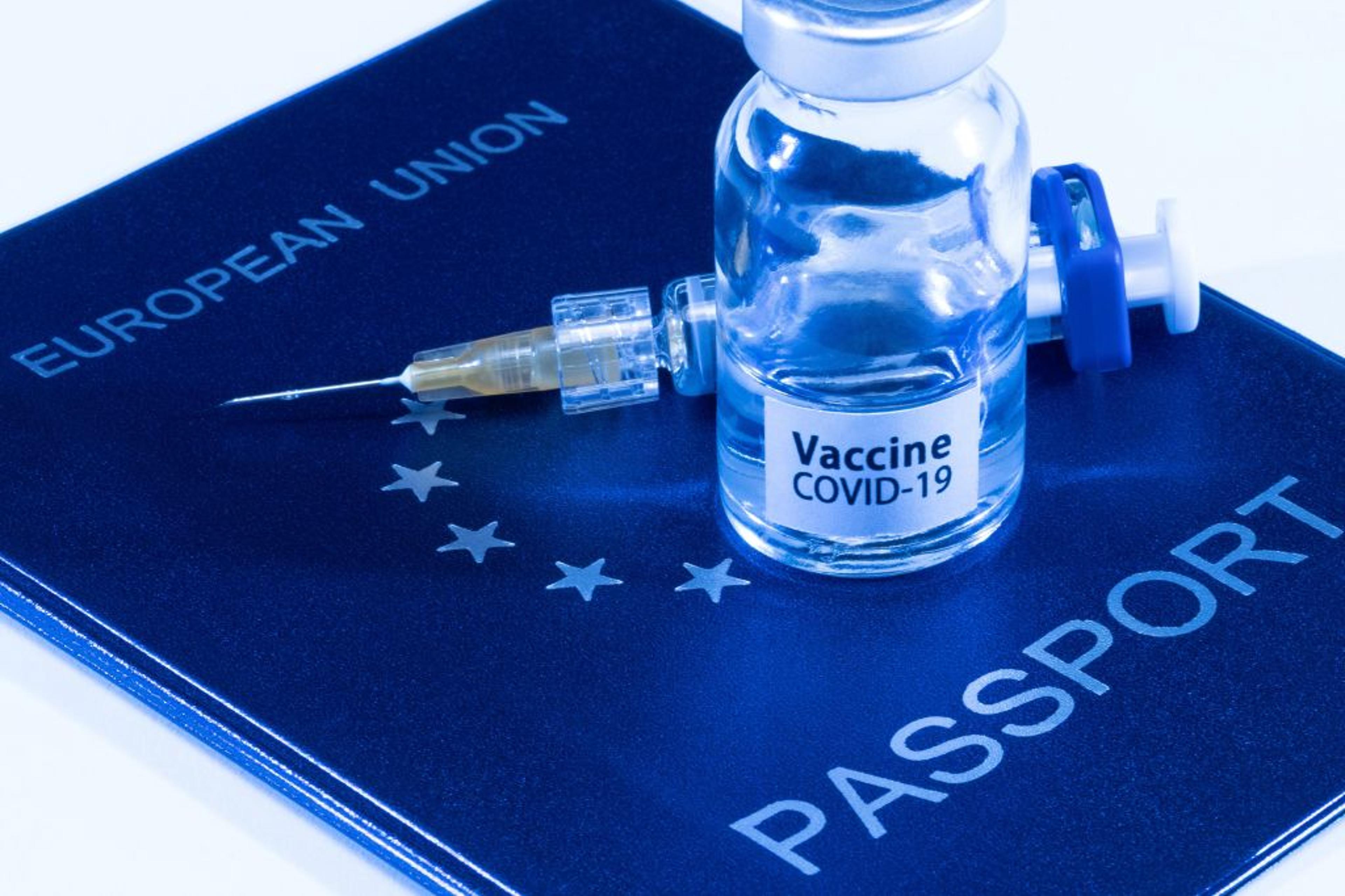 FRANCE-VIRUS-VACCINE-PASSPORT