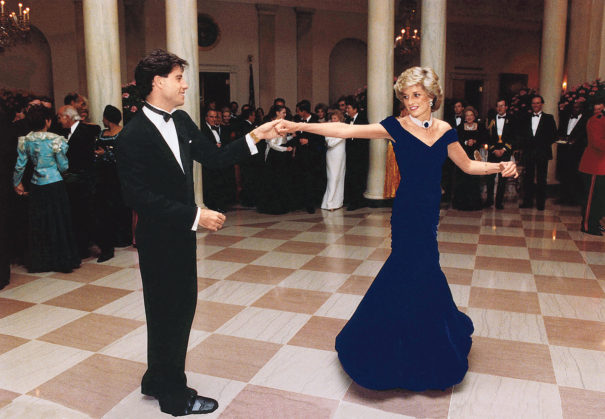 princess diana death dress It's taken almost three decades, but Lady Diana Spencer, Princess of Wales, has finally found her place at Paris's Muse Grvin. The famous wax museum unveiled her statue this Thursday, more than