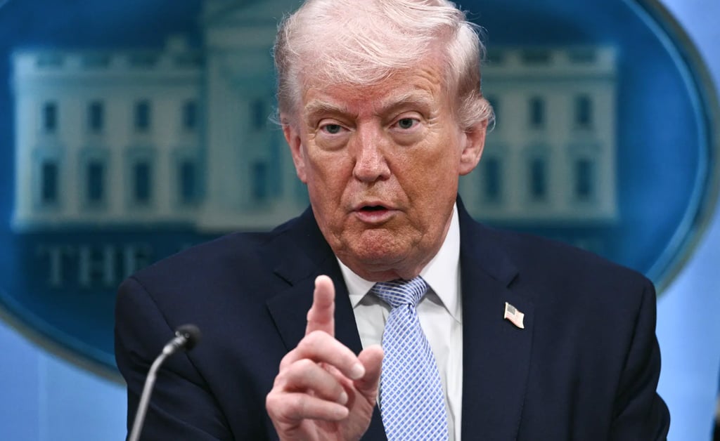 Trump Orders U.S. Navy to 'Shoot and Kill' Any Boat Laying Mines in Strait of Hormuz