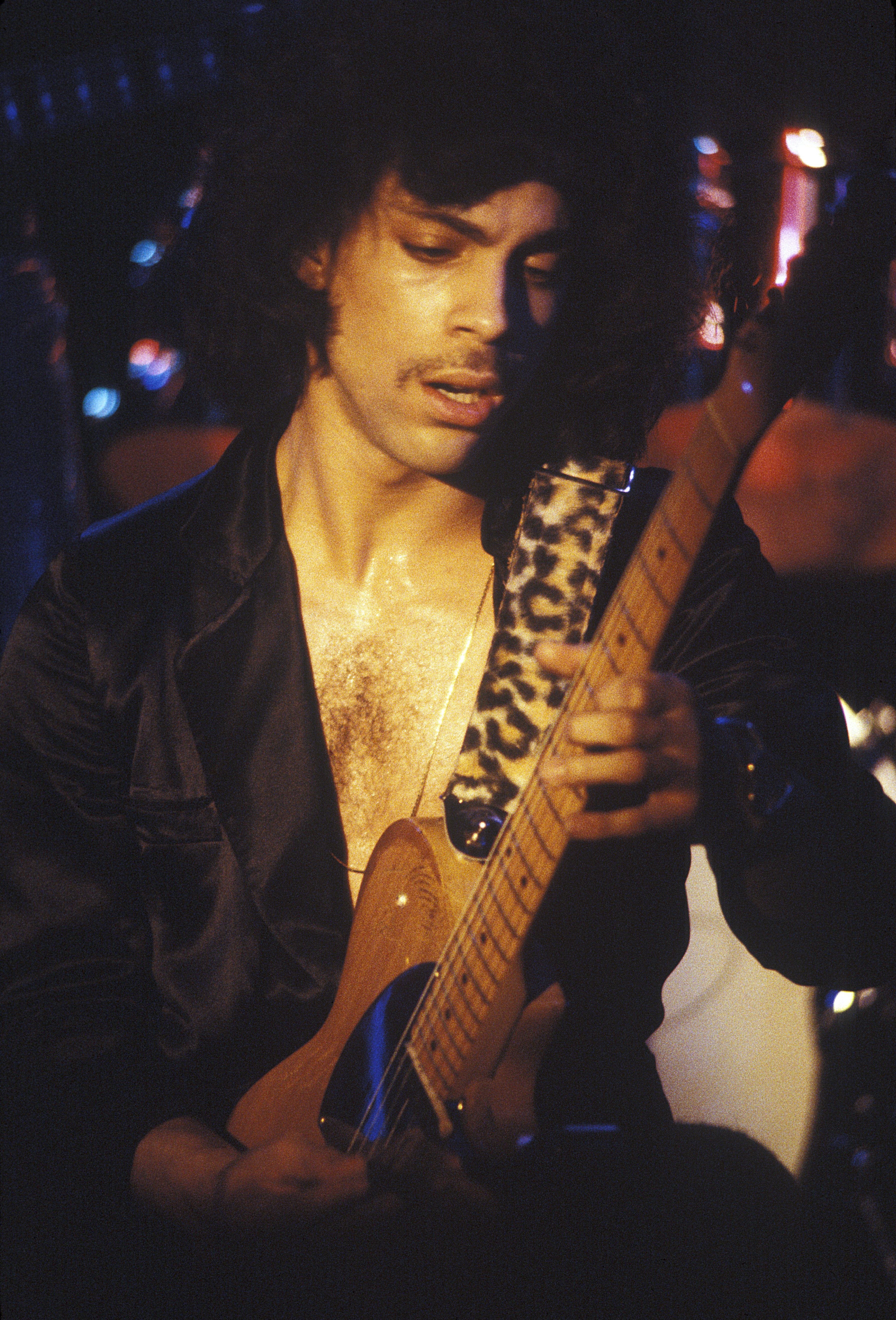 Prince Dead: Darling Nikki Led to Parental Advisory Stickers